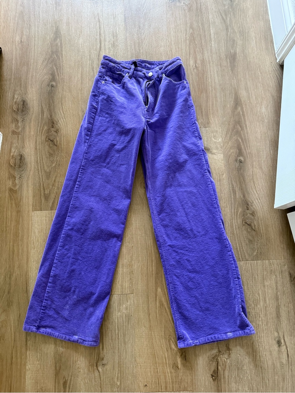 H&M Wide-Leg Corduroy Jeans in Purple - Picture 4 of 6